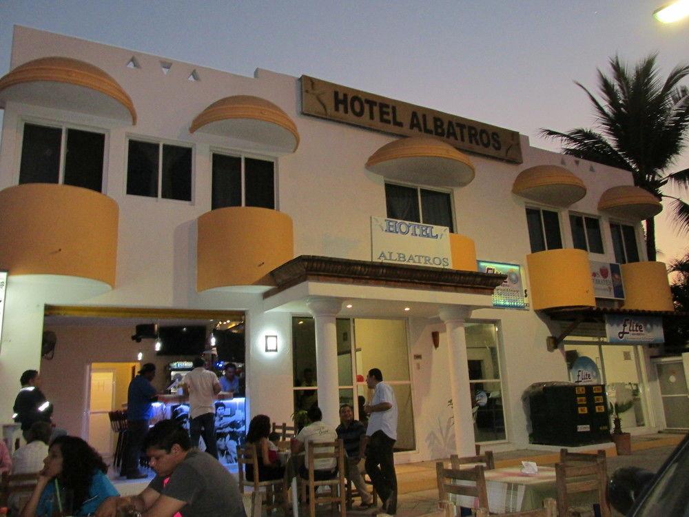 Hotel Albatros Manzanillo Bagian luar foto