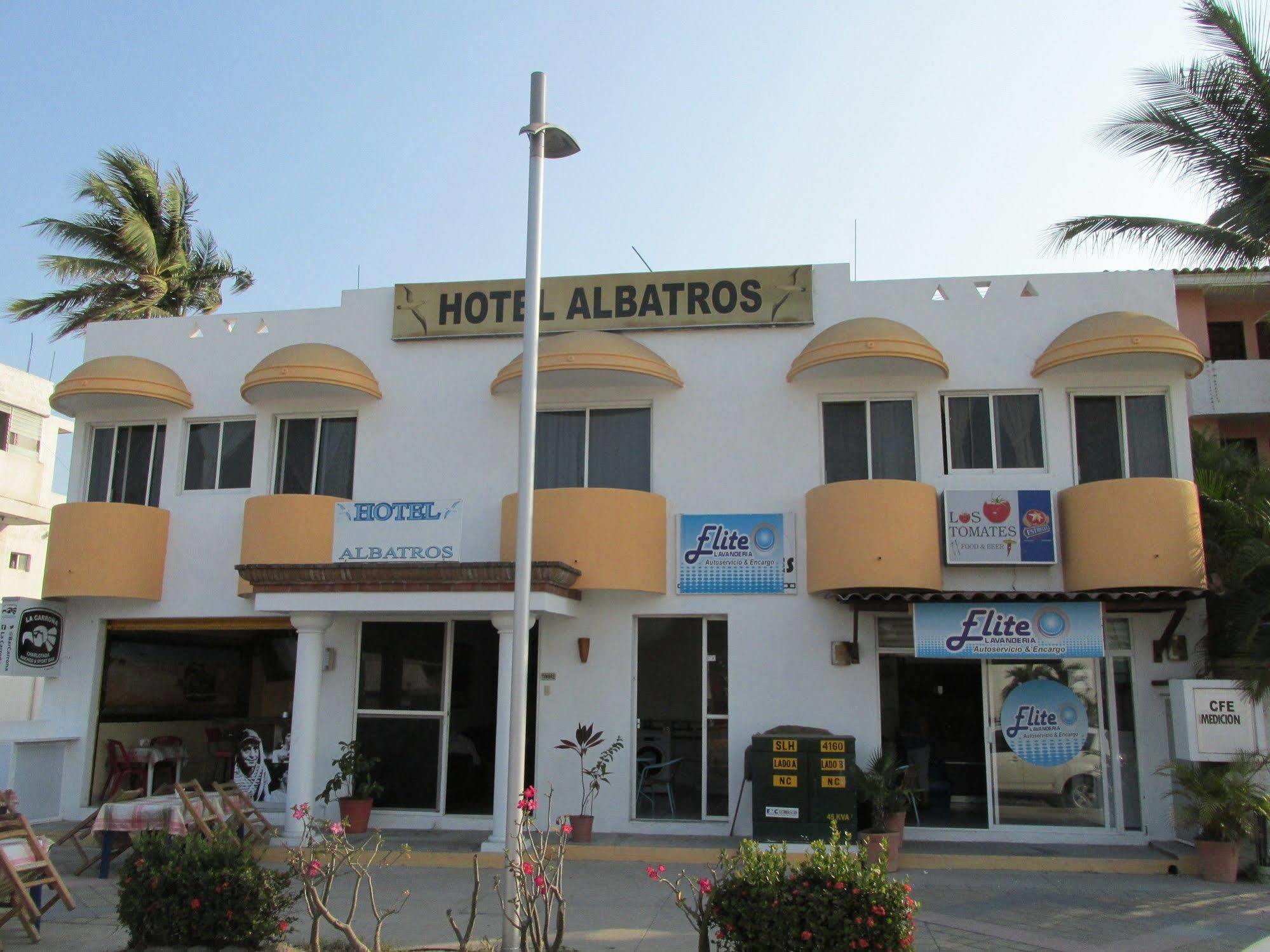 Hotel Albatros Manzanillo Bagian luar foto